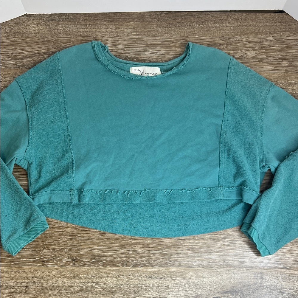 Vintage Havana Teal Cropped Raw-Hem Sweatshirt – Women’s